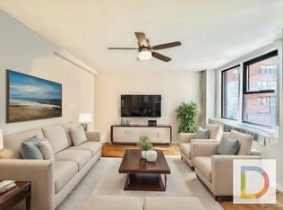 652 Hudson St #5F, New York, NY 10014