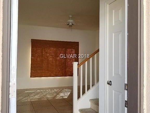4th image of 935 Sunny Acres Ave