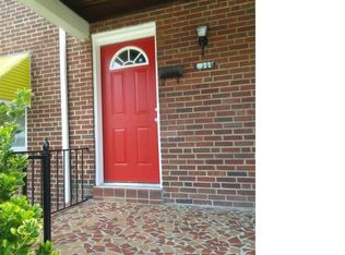 811 Mount Holly St, Baltimore, MD 21229