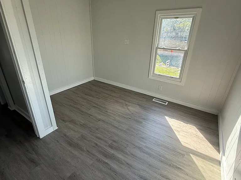 5740 Dodson Ferry Rd — Photo 6