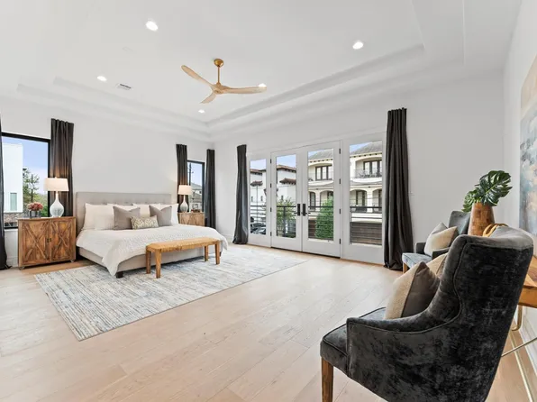 5306 Gibson St, Houston, TX 77007