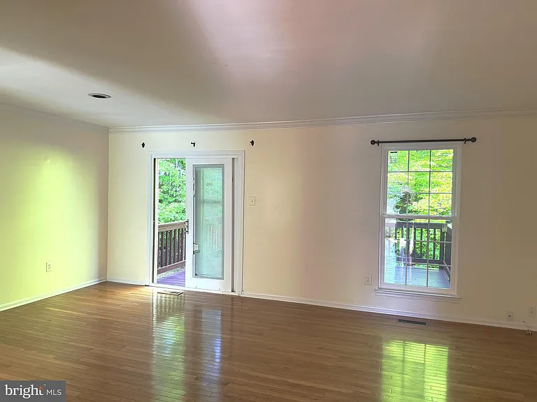 11 Wimbledon Ct — Photo 7