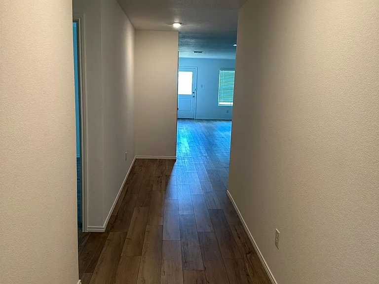 5705 Manarchos Ln — Photo 25