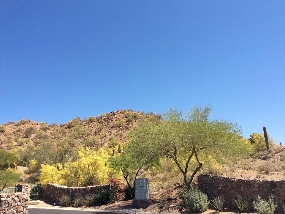 1st image of 4315 N Santiago Cir