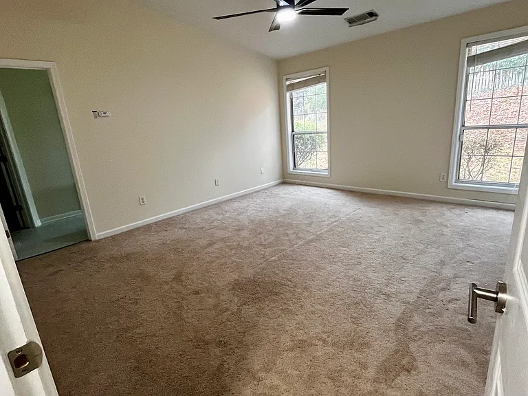 2925 Dogwood Creek Pkwy — Photo 11