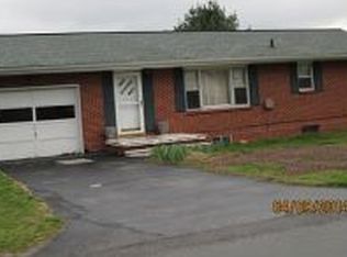 172 Sunrise Dr, Elizabethton, TN 37643