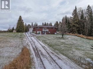 592 Genesee Lake Rd, Powassan, ON P0H 1Z0