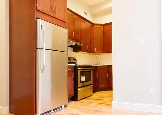 Rented by City Connections Realty | media 12