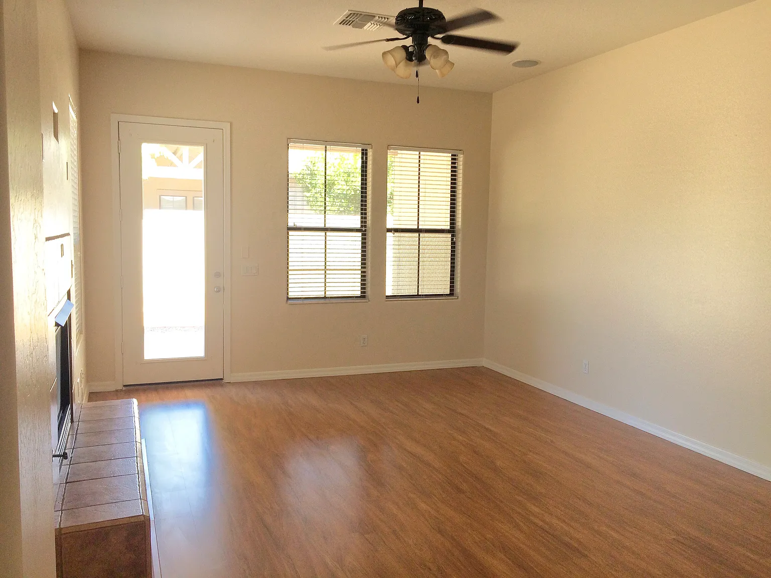 1466 W Homestead Ct — Photo 4