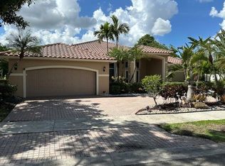 472 Fairmont Ln, Fort Lauderdale, FL 33326