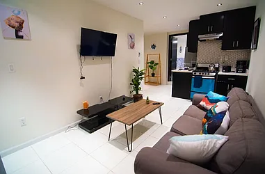 Rented by R New York