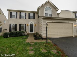 8074 Towering Oak Way, Manassas, VA 20111