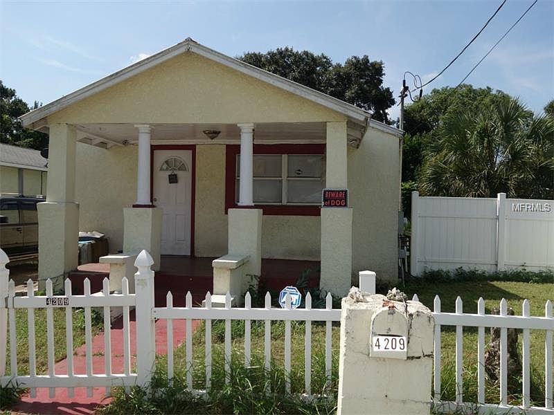1st image of 4209 E Curtis St