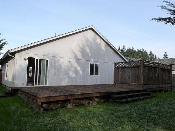 2nd image of 9117 NE 161st Pl