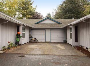 476 SW 121st Pl, Portland, OR 97225