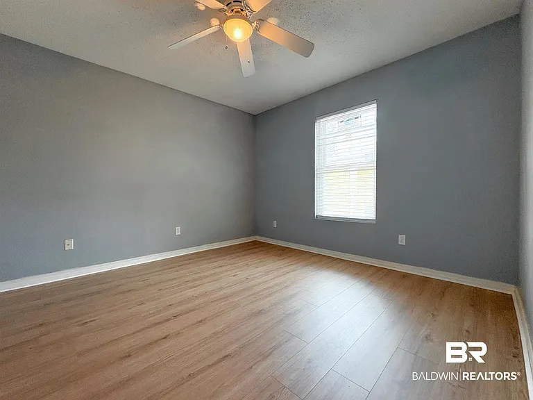 5652 Dee St #A — Photo 21