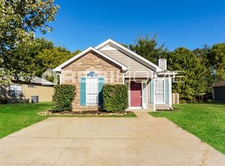 501 Walker Rd, Pelham, AL 35124