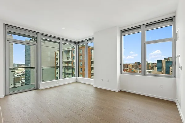 Rented by Compass | media 14