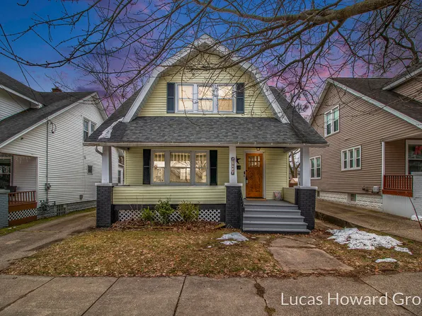 1044 Myrtle St NW, Grand Rapids, MI 49504