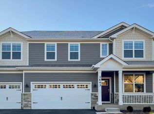 3643 Ancient Oak Dr, Elgin, IL 60124