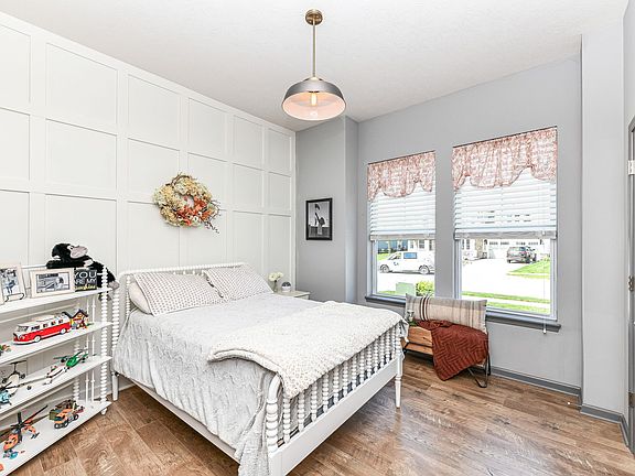 4th image of 10923 Cliffside Dr