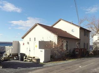 1825 Honoco Rd, Aurora, NY 13026