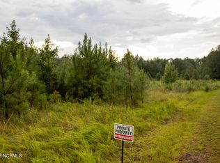 508 W Manchester Rd, Spring Lake, NC 28390