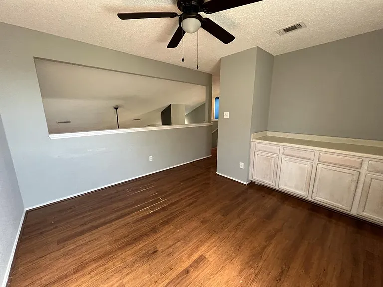 2302 Tracey Ann Ln — Photo 24