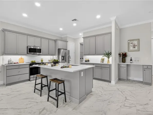 1805 Bridgepointe Cir Unit 2, Vero Beach, FL 32967