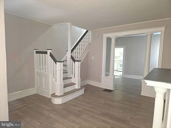 4th image of 1711 N Aberdeen St