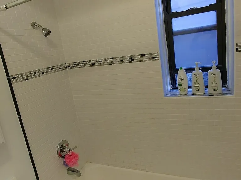 909 E 29th St #5A — Photo 8