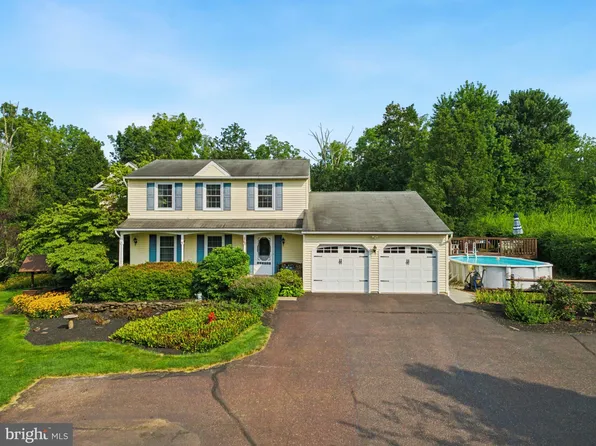 886 Rising Sun Rd, Telford, PA 18969