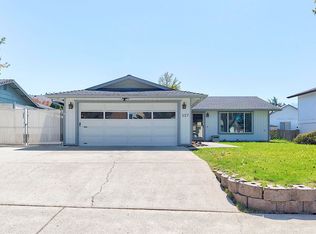 127 Southridge Way, Grants Pass, OR 97527