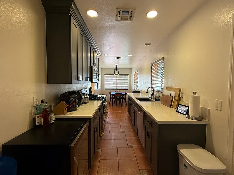 4907 S Centinela Ave #A — Photo 7