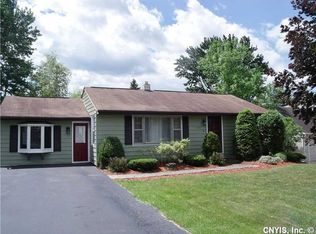 137 W Dauenhauer St, East Syracuse, NY 13057