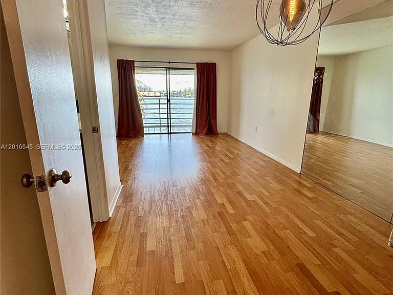 2762 W 60th St #53 — Photo 6
