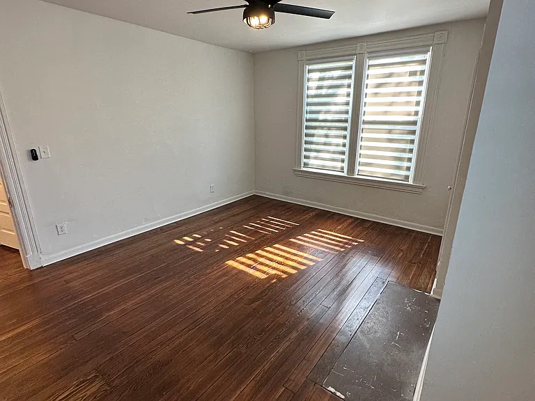 4211 Carter Ave — Photo 9