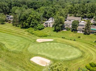 17 Crocus Ln #17, Farmington, CT 06032