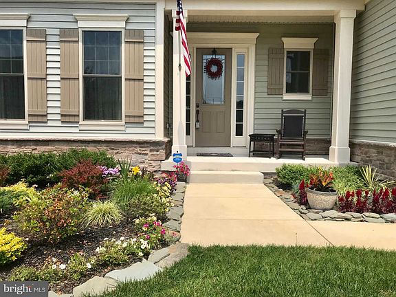 2nd image of 28932 Whaler Ln