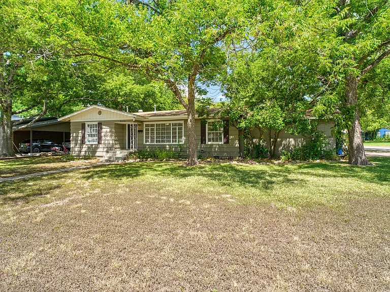 6206 Nasco Dr — Photo 3