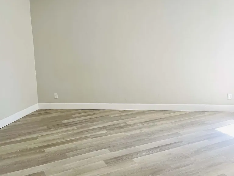2580 E Tahquitz Canyon Way — Photo 10