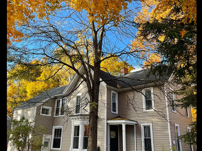 45 S Grove St #A — Photo 1