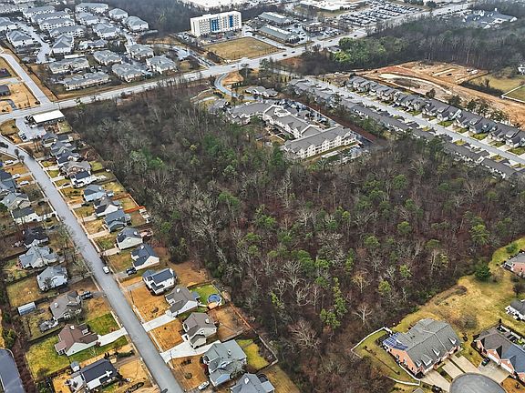 4th image of 7521 Shallowford Rd