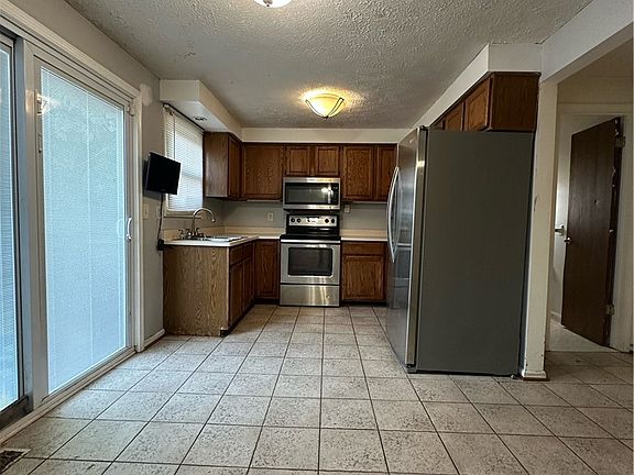 2nd image of 110 Canton St