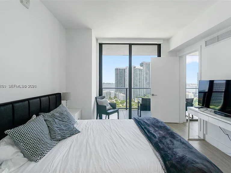121 NE 34th St #2706 — Photo 12