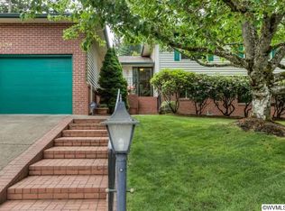 2270 Dorchester Dr S, Salem, OR 97302