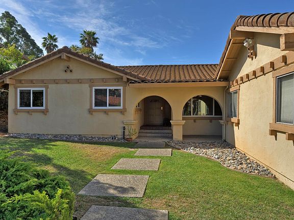 2nd image of 2780 Fountain Oaks Dr