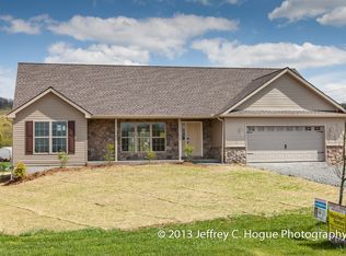 76 Cider Mill Rd, Mertztown, PA 19539