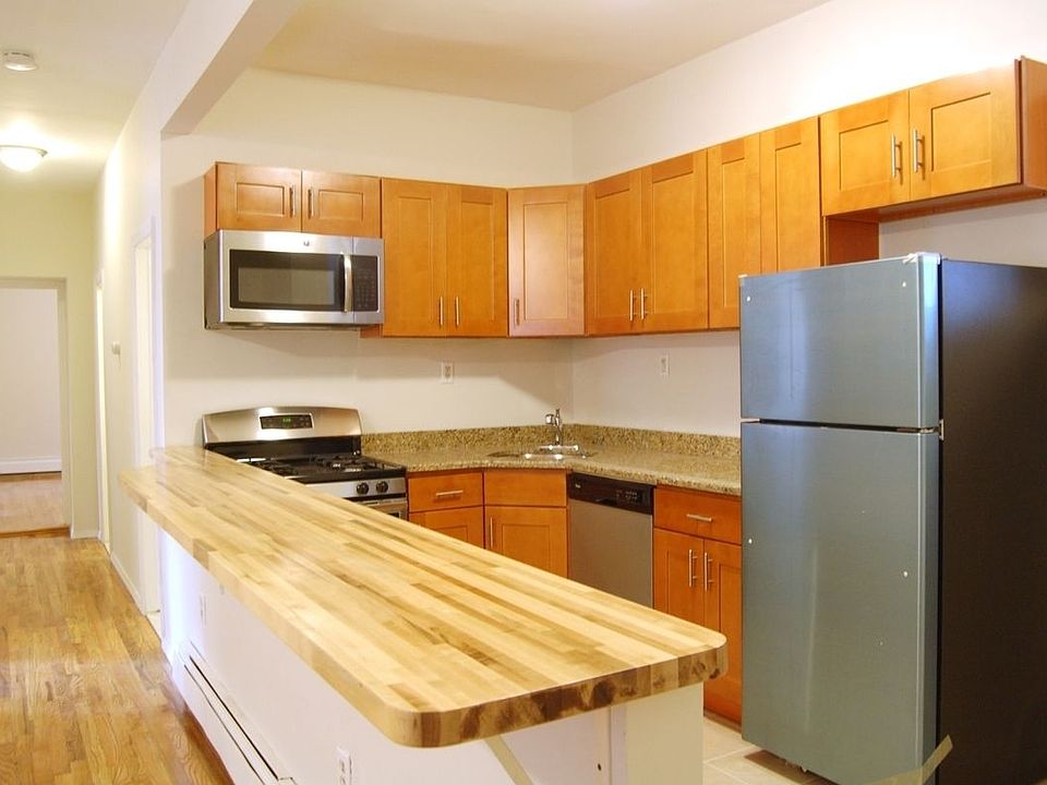 1st image of 342 Lewis Ave APT 1