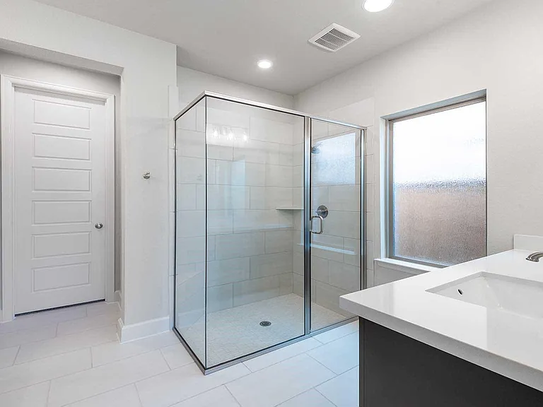 1620 Victoria Pl — Photo 6